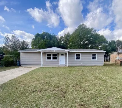 Home in Pensacola Family Friendly