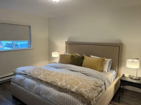 Walk to gondola, Mountain View amazing condo