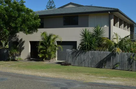 'SEASIDE RETREAT' beach & nature at your doorstep