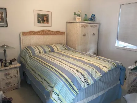 The purple door at the bay.