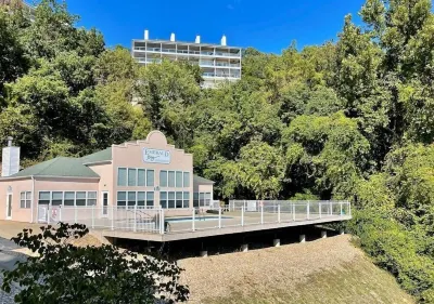 Stunning Main Channel View 3 Bed 2 Bath Walk In Unit Sleeps 8