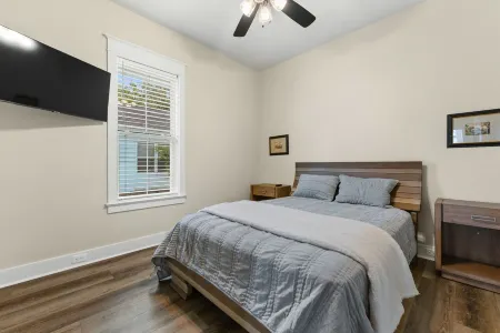 Casa Callie - in the heart of downtown Ocean Springs!