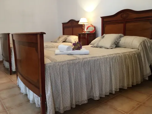 Casa Rural EVA Y EL Edén
