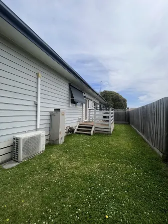 Classic beach Getaway - Close to winery region and beach!