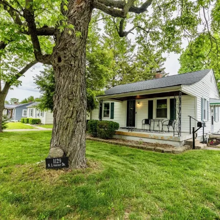 Speedway "Finish Line" House