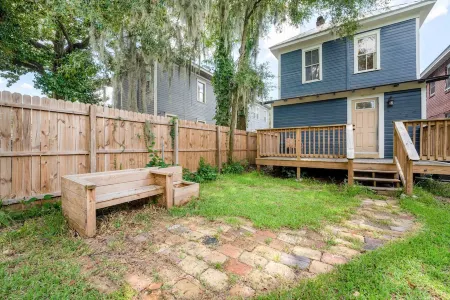 Downtown Jacksonville - La Casa De Blues Отели в г. Дувал