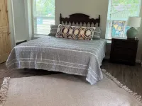 Rio Verde - Cozy Cottage on the Frio River Hotels in Real County