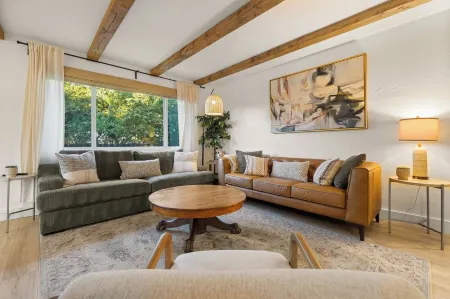 Panoramic Mountain View Oasis with Pool!! Serene 4 bedroom Newly remodeled home!