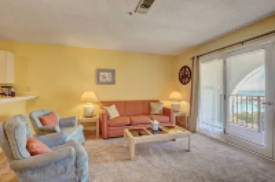 OCEANFRONT 1 BEDROOM AT VILLA CAPRIANI