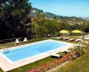 Villa with pool, 4 rooms en suite, WiFi A/C, walking distance from San Gimignano - Private Pools