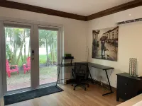 Studio in the heart of Wellington, 3 miles from the Polo Club and WEF Hotels in Wellington