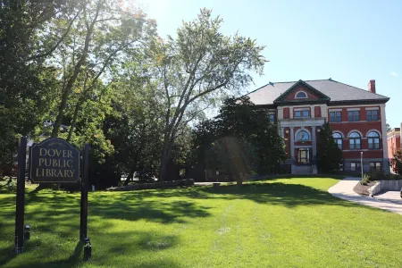 🤓Clever Studio🍷Free Wine☕️Coffee / Tea Bar - Free Parking! Отели в г. Довер