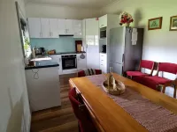 Heritage Timber Cottage - close to shops & amenities Hotels in Pemberton