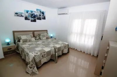 Magnificent penthouse with large terrace Hotels near Palmitos Park