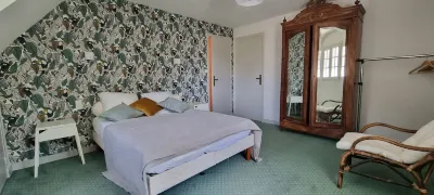 Villa 300m beach of white sands has Concarneau - Wi fi, garden Marinarium附近的飯店