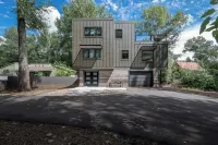 Red Elephant Resort next to the Big Wood River - When Only the Best Will do.