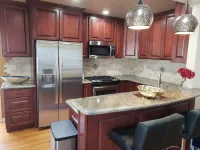 Charming House House w backyard oasis-10 min from the Beach!