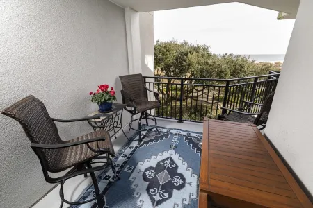 Oceanfront Wild Dunes 3 bedroom Condo w/ Amazing Views-