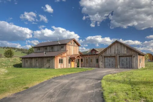 Luxury Winter Ski Vacation Retreat in Big Sky - Hot Tub