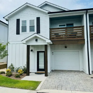 New Condo, Sleeps 6, 3 Bedroom, Beach Access, Community Pool & Private Cabanas.