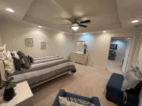 Paradise in East Cobb with pool Hotels near Bells Ferry Trailhead at Noonday Creek