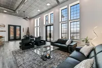 A showpiece, modern, lake-view marvel w/ Hot Tub, Chef's Kitchen