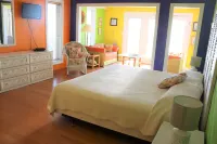 Oceanfront Cottage with Great Views!