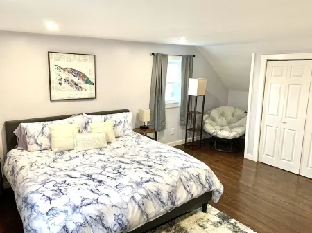 Modern, Dog-Friendly, 4 Bedroom, 2 Bath Home Отели в г. Кейп Код Нэшнл Сишор