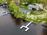 Loon Cabin at Pelican Lake Hotels in Oneida County