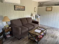 Country Cabin on Pond Hosted by Randy and Max Hotels in Abbeville County