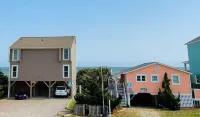 *Beach House!!*Views!!*Steps to Ocean!*Amenities!