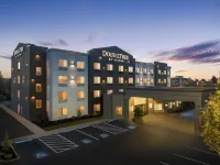 DoubleTree by Hilton Salem - parking