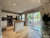 Tranquil 2Br w. Office Work Space & Private Patio