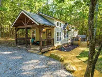 Modern Home with Hot Tub, Grill, Fire-pit and Zip Line Hotels in Dade County