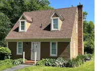 ESCAPE to Galena!  🌟Serenity Woods is your PREMIER, relaxing getaway!