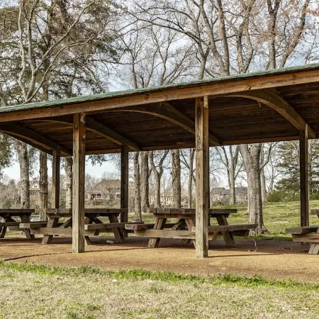 Modern North of Nashville Retreat- Easy Lake Access