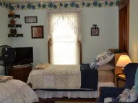 The Hen House Retreat - A Comfortable Place to Roost Hotels in Fillmore County
