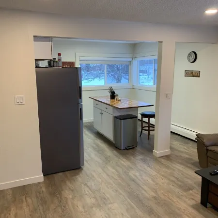 Cozy 2-bedroom apartment near airport in Spenard