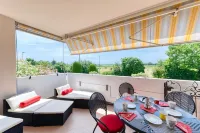 Wolf House - Sirmione Holiday