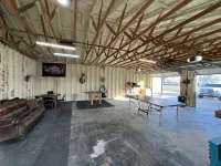 Bourbon Co. 9 - Come enjoy our 9 with your 9. Hotels in Bourbon County