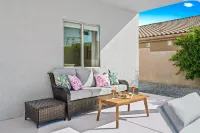 PinkBlissHouz: Pool, Spa, Firepit, Themed Rooms