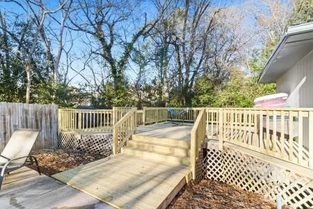 4 Bed 3 Ba Reno w/ Saltwater Pool (Heated) 2 miles to Sanford Stadium/Downtown