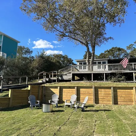 Life is better at the Lake Lakefront home that sleeps 13!