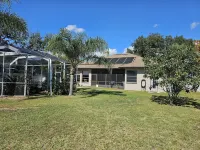 Serenity Springs Nature Escape Propane Heated Pool Home Hotels in Riverview