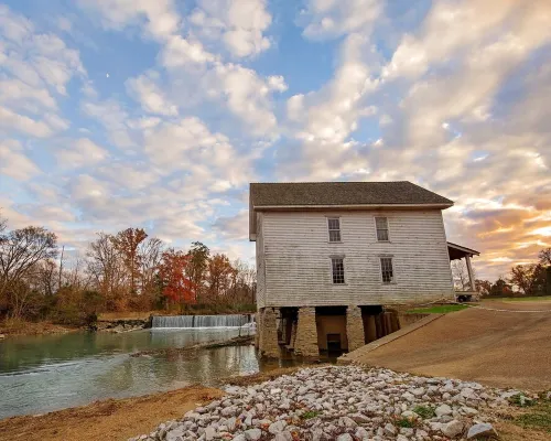 Chickamauga Lee & Gordon's Mills Historic Pierce House Hotels in Walker County