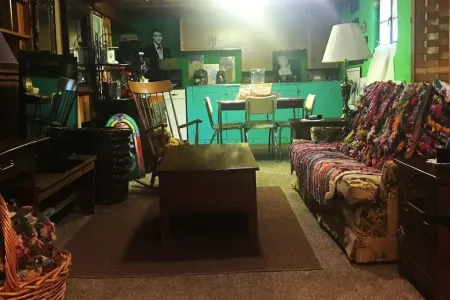 The Gathering Place (rent the entire home)