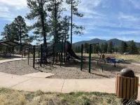 Lux 4 bed Cozy Chalet in the pines Near Grand Canyon/Downtown Williams/Bearizona