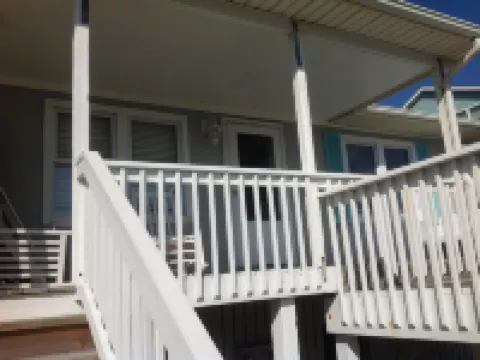 Prime Location 2nd row!!! Beautiful beach views from the deck!! Hotels in Emerald Isle