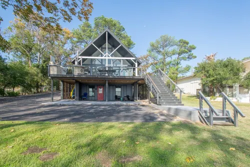 Stunning A-Frame on Main Water of Cedar Creek Lake