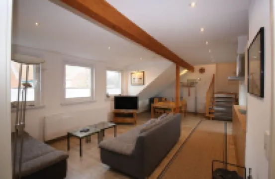 Vacation apartment "Nordlicht" with large garden in the heart of Pilsum